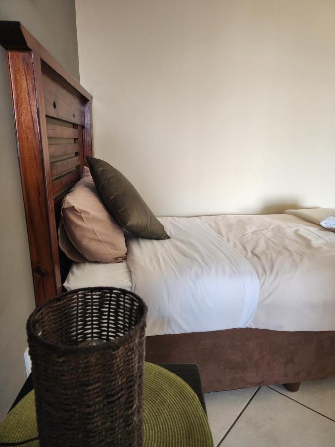 Southy Inn By The Lake Benoni Extérieur photo