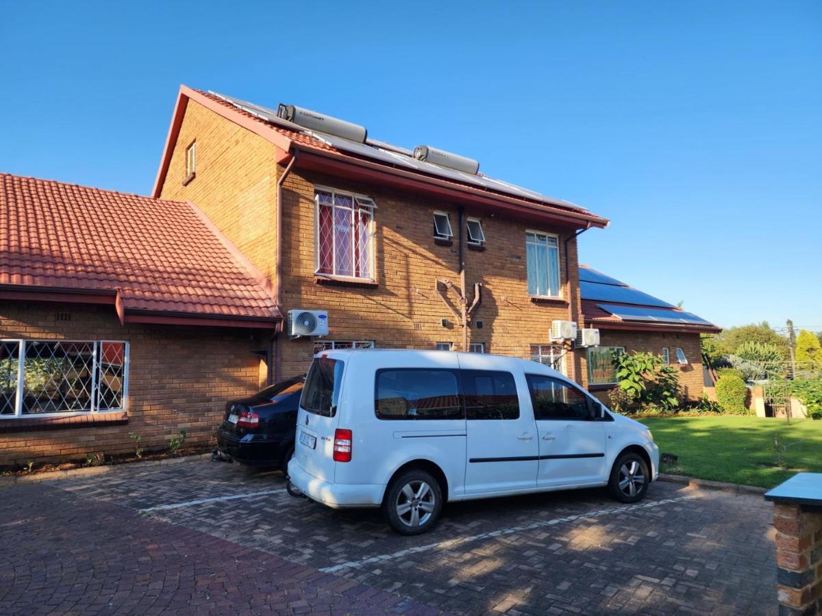 Southy Inn By The Lake Benoni Extérieur photo