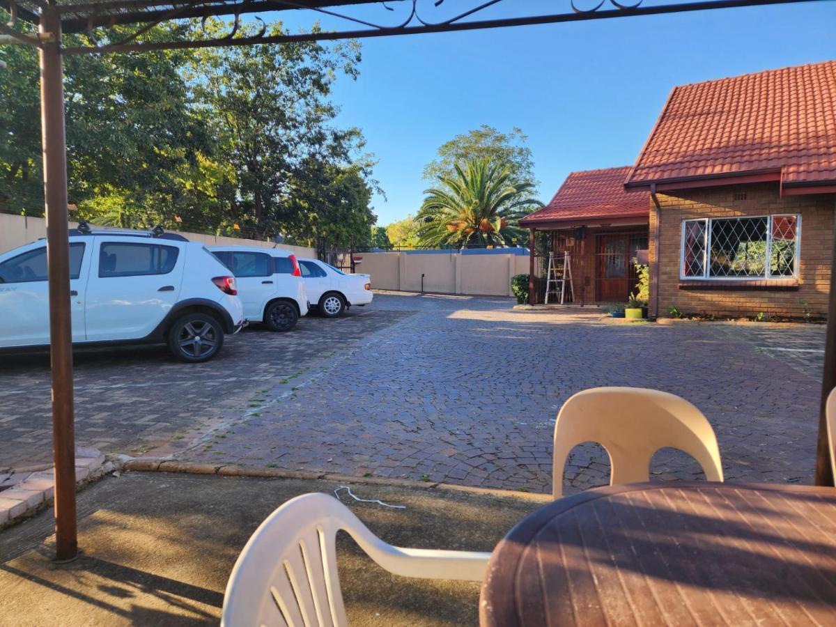 Southy Inn By The Lake Benoni Extérieur photo