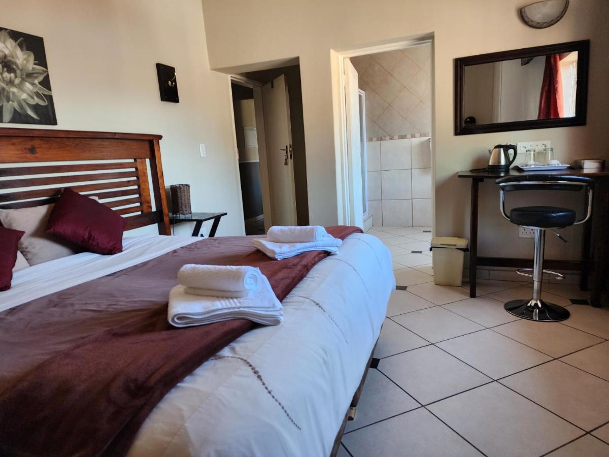 Southy Inn By The Lake Benoni Extérieur photo