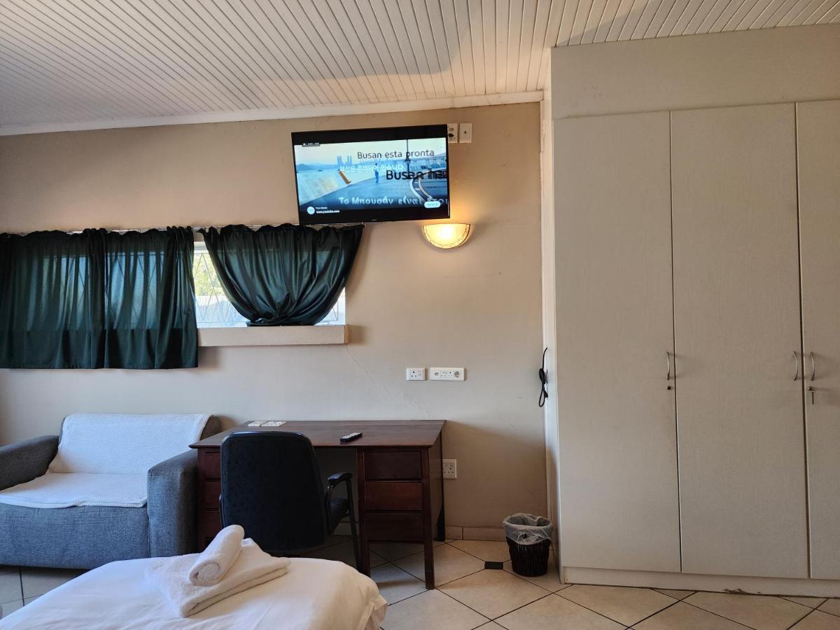 Southy Inn By The Lake Benoni Extérieur photo