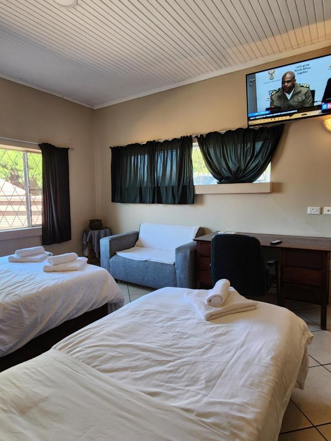 Southy Inn By The Lake Benoni Extérieur photo