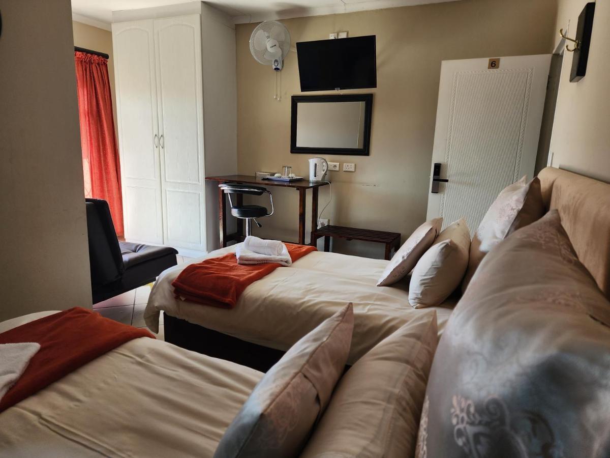 Southy Inn By The Lake Benoni Extérieur photo